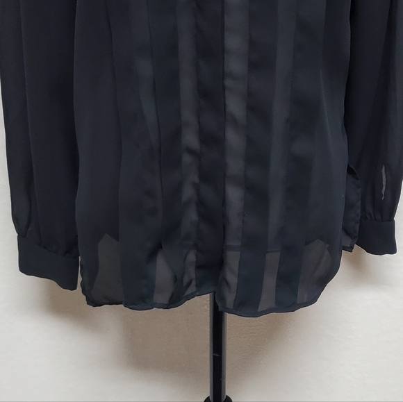 Vintage 70s Diane Von Furstenberg Black Sheer Chiffon Pleated Button Up Blouse 8 - Picture 8 of 16